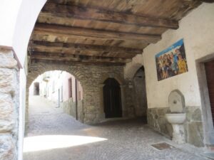Sottopasso medioevale a Margno Valsassina